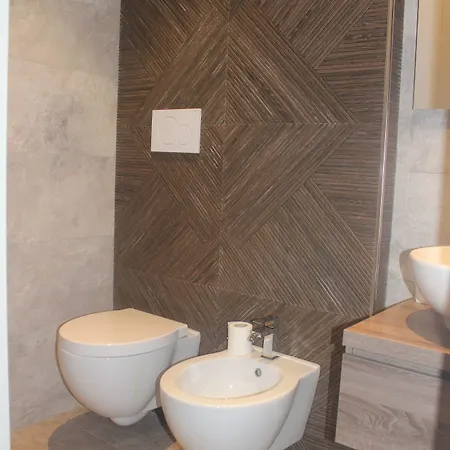 Bed & Breakfast Stasera A Casa Da M.e. Roma