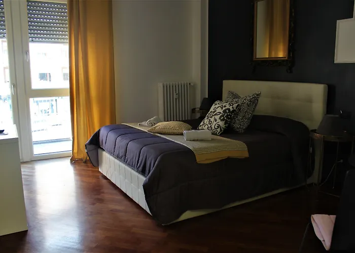 Stasera A Casa Da M.e. 4*