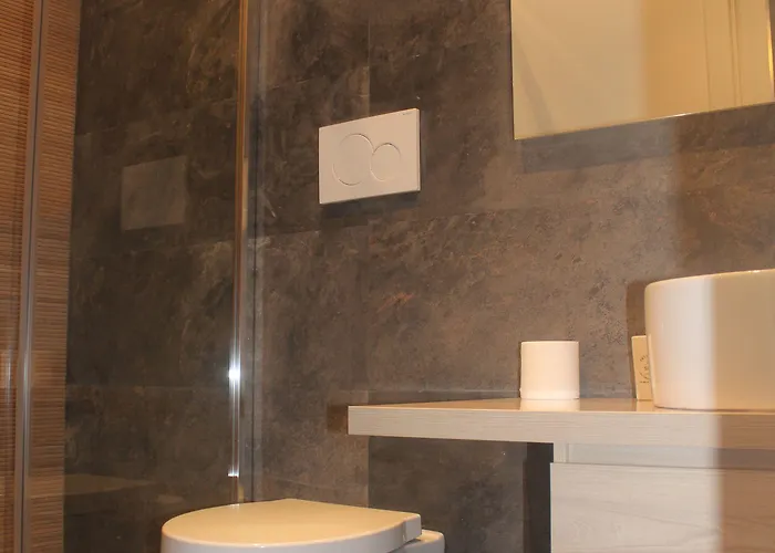 Stasera A Casa Da M.e. Rome