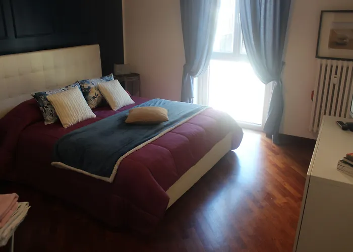 Stasera A Casa Da M.e. 4*