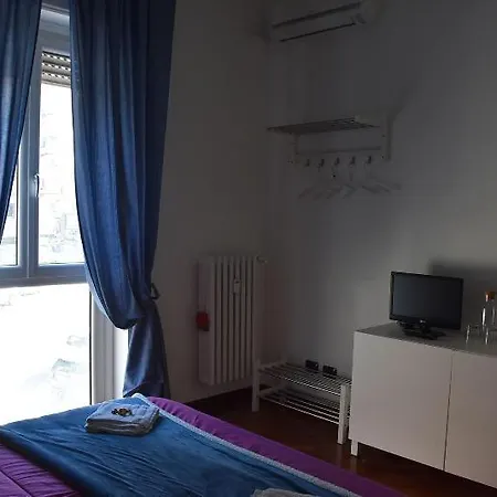 Alojamento de Acomodação e Pequeno-almoço Stasera A Casa Da M.e. Roma