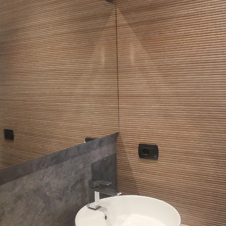 ベッド・アンド・ブレックファスト Stasera A Casa Da M.e. 4*