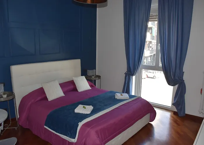 Stasera A Casa Da M.e.