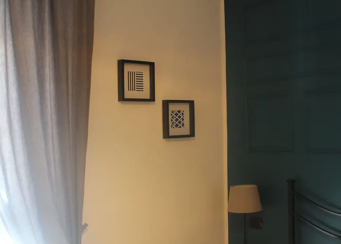 Stasera A Casa Da M.e.